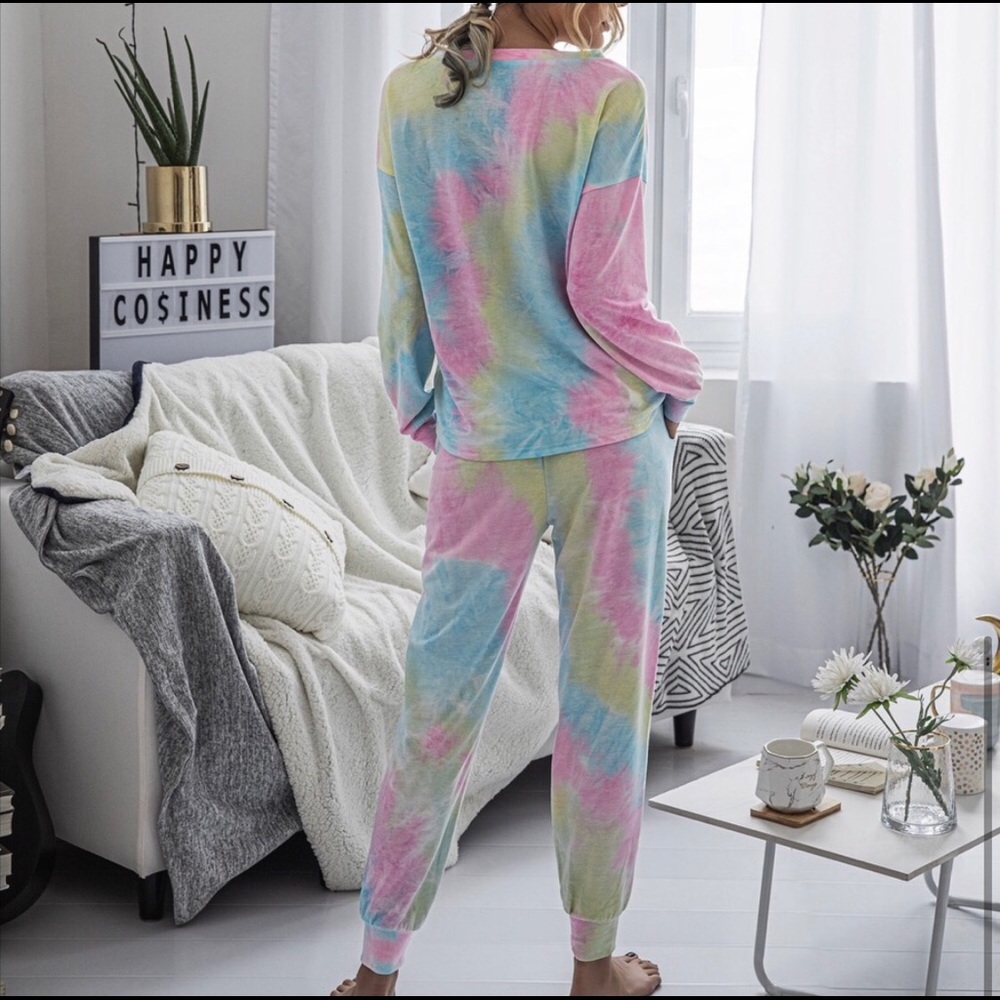 Colorful Cotton Candy Tie Dye Lounge Set - Picture 5 of 6